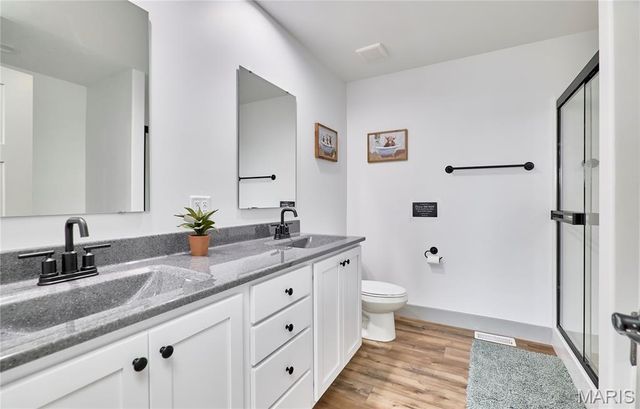 28550 Shallow Water Road, Warrenton, MO 63383