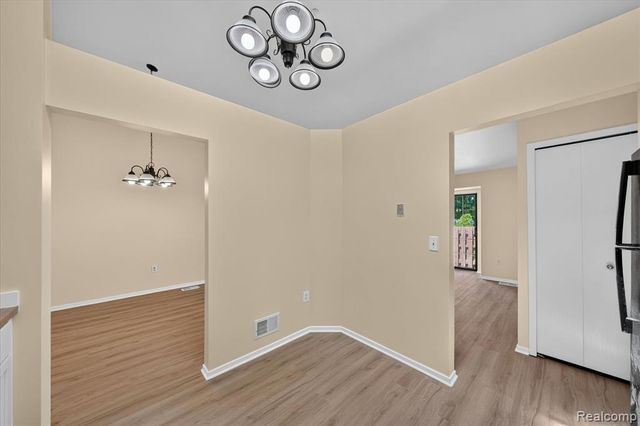 43628 W Arbor Way Drive 103, Canton, MI 48188