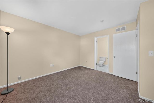 43628 W Arbor Way Drive 103, Canton, MI 48188