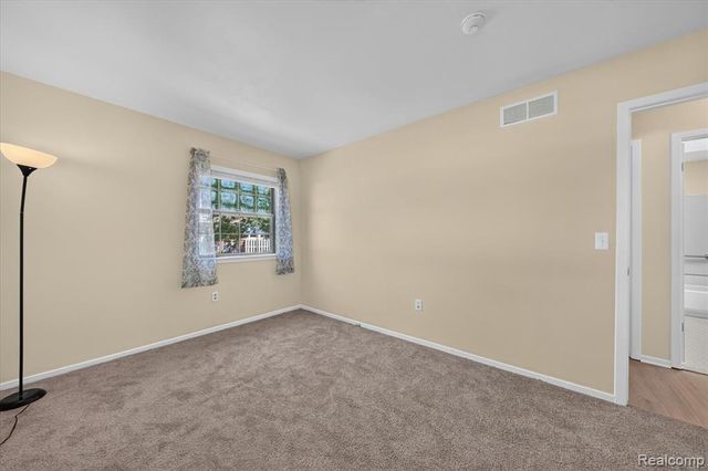 43628 W Arbor Way Drive 103, Canton, MI 48188
