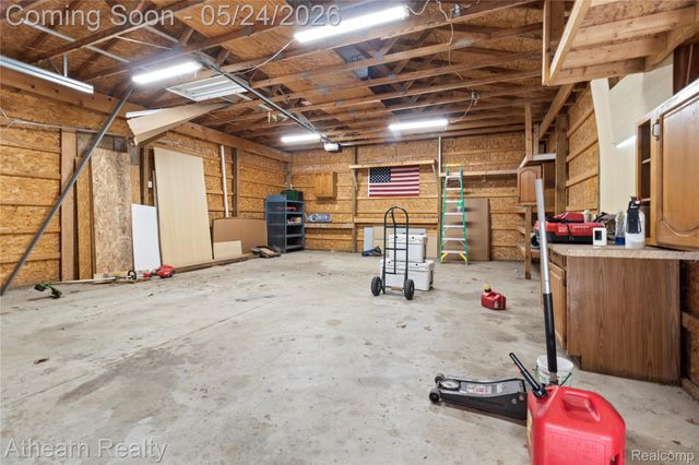 5460 Henderson Road, Richfield Township, MI 48423