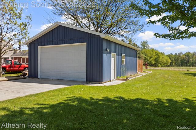5460 Henderson Road, Richfield Township, MI 48423