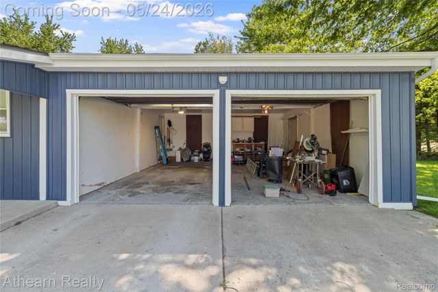 5460 Henderson Road, Richfield Township, MI 48423