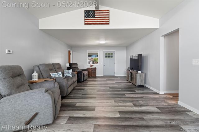 5460 Henderson Road, Richfield Township, MI 48423