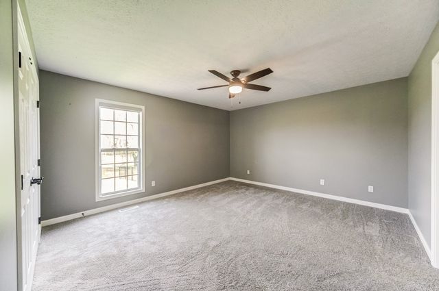 177 Hedgeway Ct, Gallatin, TN 37066