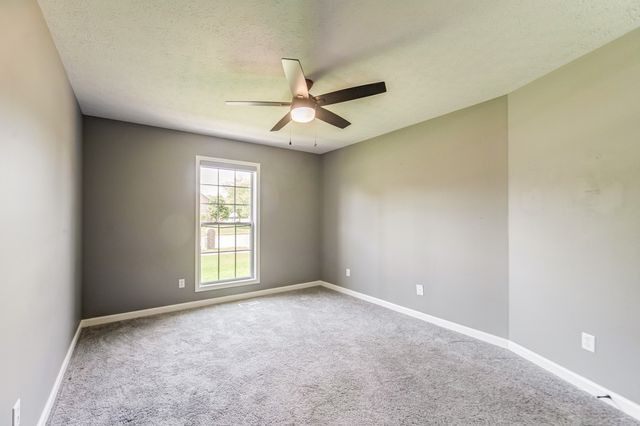 177 Hedgeway Ct, Gallatin, TN 37066