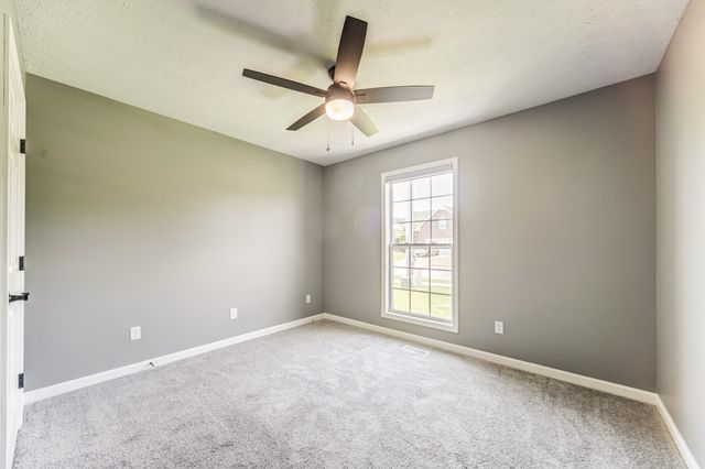 177 Hedgeway Ct, Gallatin, TN 37066