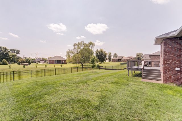 177 Hedgeway Ct, Gallatin, TN 37066