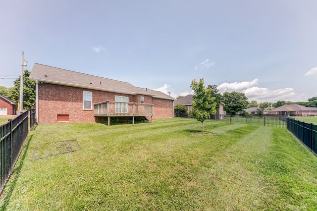 177 Hedgeway Ct, Gallatin, TN 37066