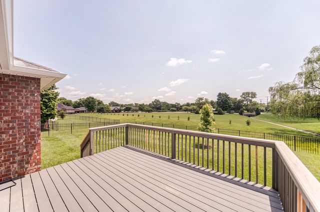 177 Hedgeway Ct, Gallatin, TN 37066