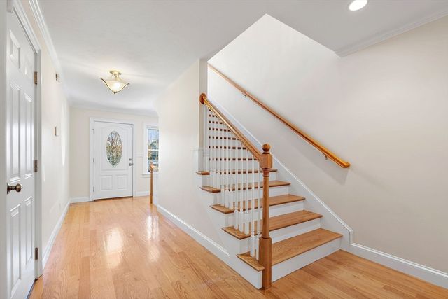 215 Rangeway Road 12, Billerica, MA 01862