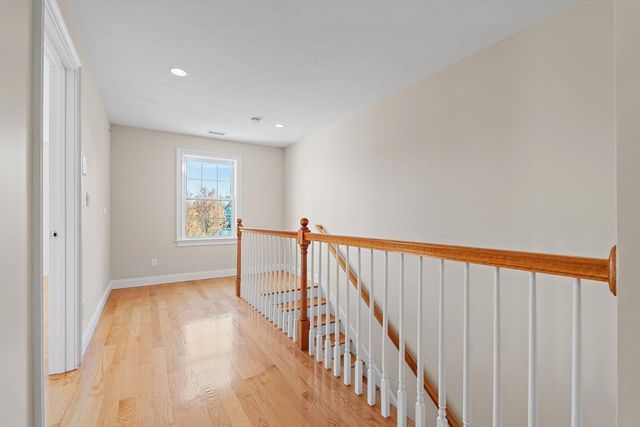215 Rangeway Road 12, Billerica, MA 01862