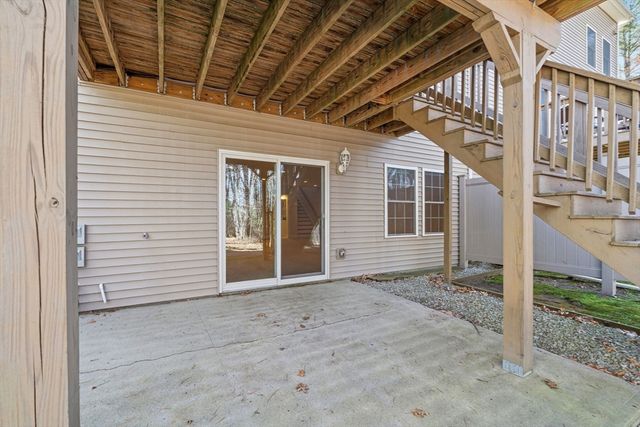215 Rangeway Road 12, Billerica, MA 01862