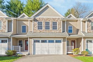 215 Rangeway Road 12, Billerica, MA 01862