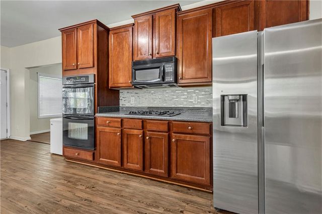 5238 Lexmark SW Circle, Atlanta, GA 30331