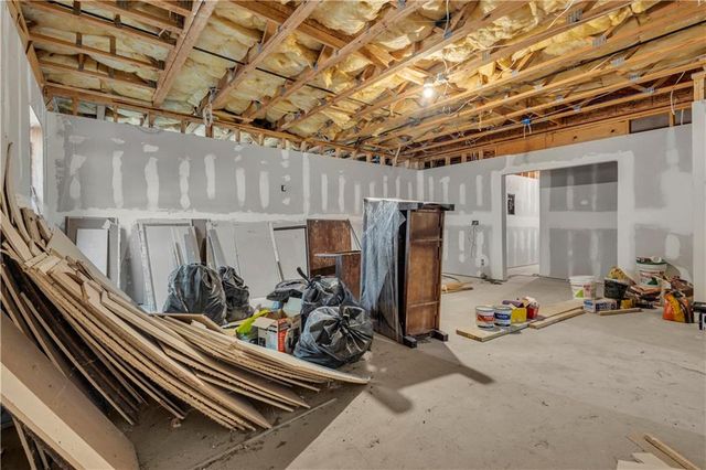 5238 Lexmark SW Circle, Atlanta, GA 30331