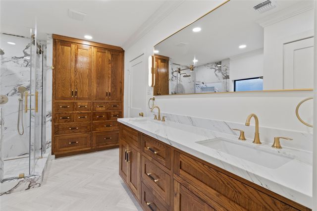 1911 Briarmead Drive, Houston, TX 77057