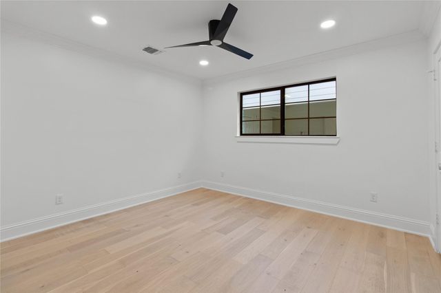 1911 Briarmead Drive, Houston, TX 77057