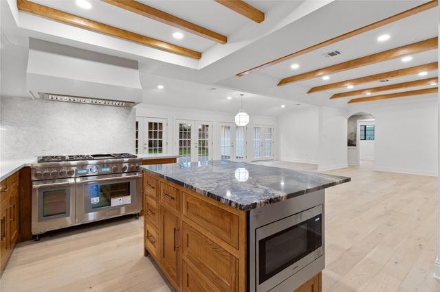 1911 Briarmead Drive, Houston, TX 77057