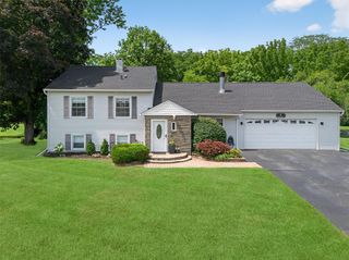 6 Spring Rock Road, New Windsor, NY 12553