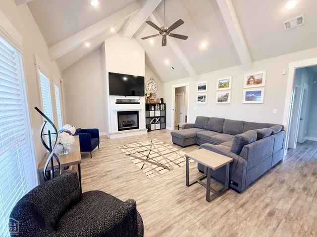 3709 Jaxon Lane, Jonesboro, AR 72404