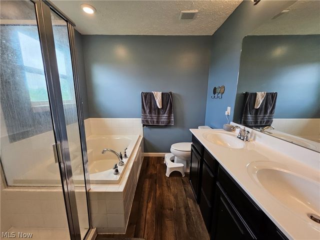 6534 Wisteria Lane, Medina, OH 44256