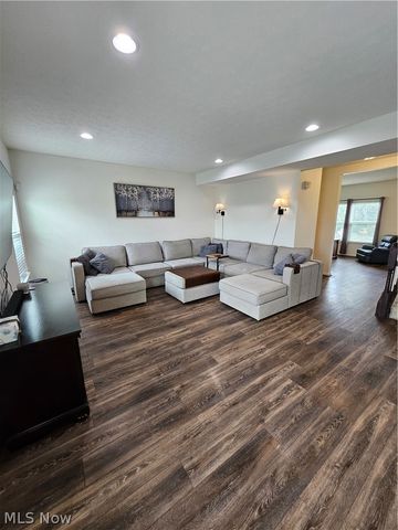6534 Wisteria Lane, Medina, OH 44256