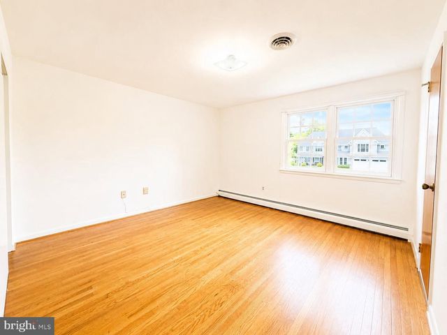 416 JENNIFER LN, Norristown, PA 19403