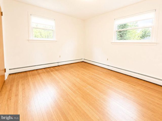 416 JENNIFER LN, Norristown, PA 19403