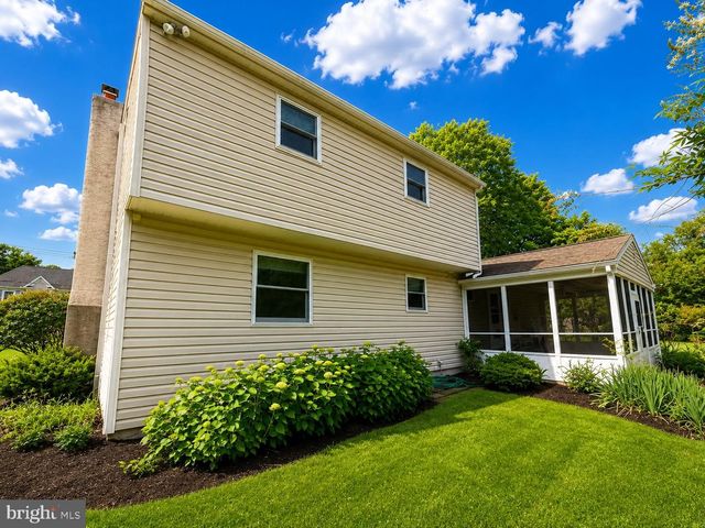 416 JENNIFER LN, Norristown, PA 19403
