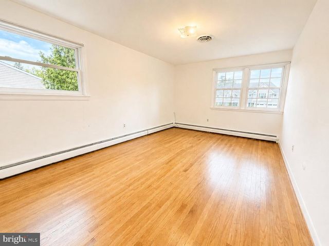 416 JENNIFER LN, Norristown, PA 19403