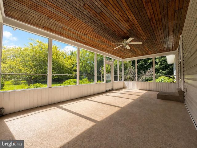 416 JENNIFER LN, Norristown, PA 19403