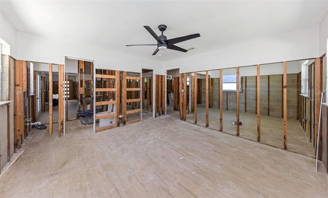 5701 DENVER STREET NE, St Petersburg, FL 33703