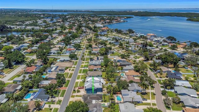 5701 DENVER STREET NE, St Petersburg, FL 33703