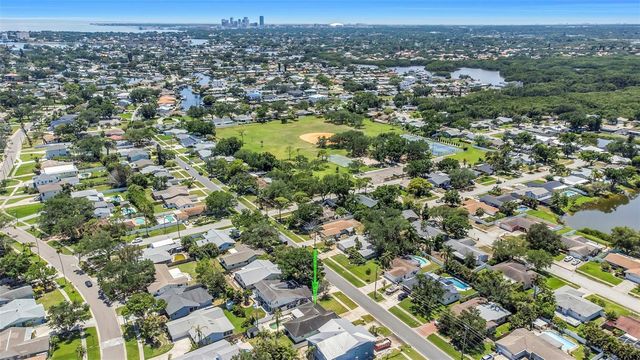5701 DENVER STREET NE, St Petersburg, FL 33703