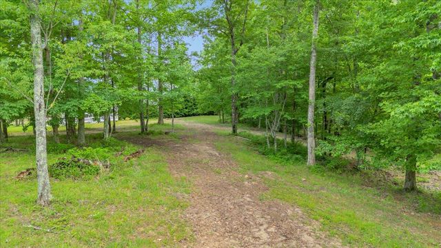 1650 River Bluffs Drive Rb11, Jasper, TN 37347