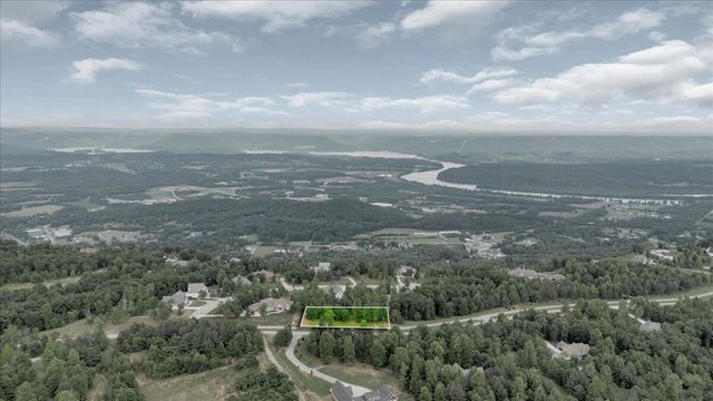1650 River Bluffs Drive Rb11, Jasper, TN 37347