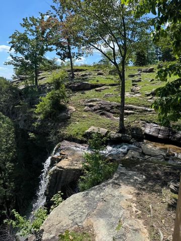 1650 River Bluffs Drive Rb11, Jasper, TN 37347