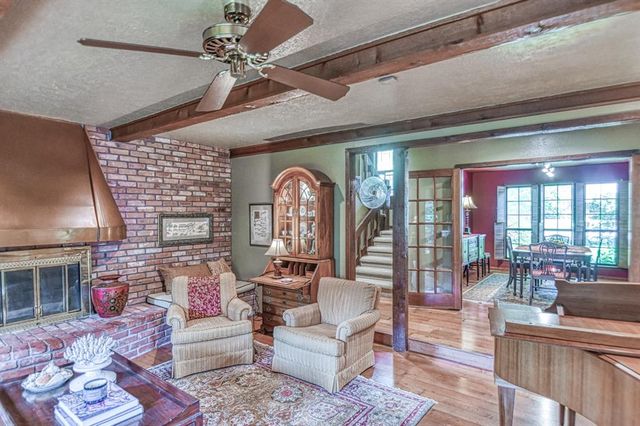 2010 Trailpine Court, Norman, OK 73072
