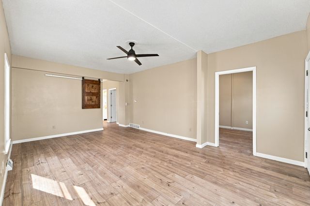 436 1st Street, West Des Moines, IA 50265