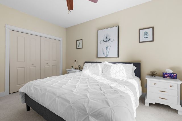 33 Sugarcreek Trail, Galena, IL 61036