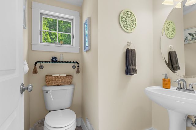 33 Sugarcreek Trail, Galena, IL 61036