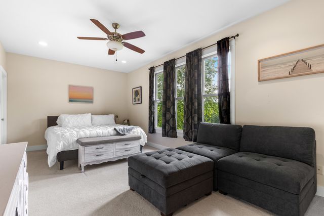 33 Sugarcreek Trail, Galena, IL 61036