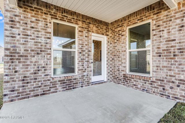 141 Ridley Lane, Youngsville, LA 70592