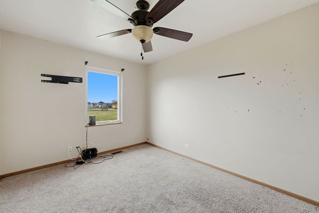 688 S ELIZABETH Street 688, Maple Park, IL 60151