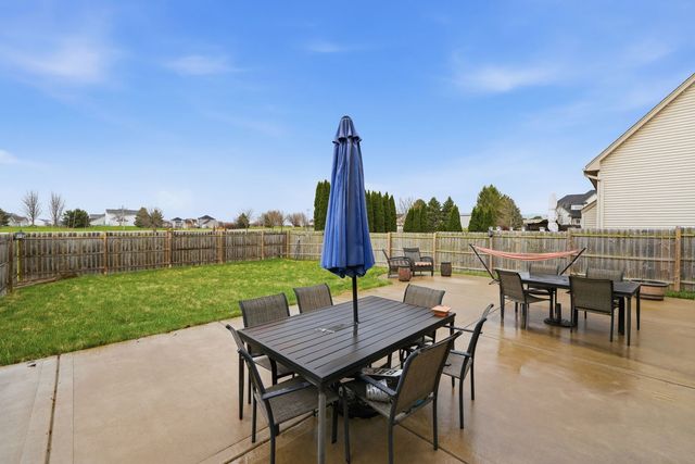 688 S ELIZABETH Street 688, Maple Park, IL 60151