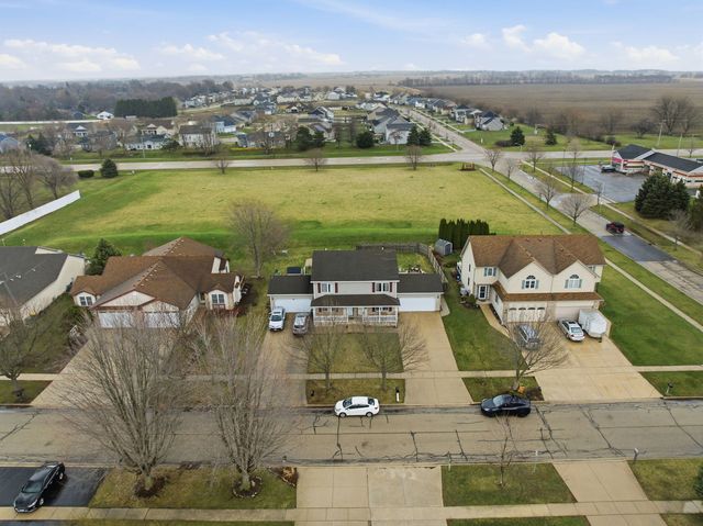 688 S ELIZABETH Street 688, Maple Park, IL 60151