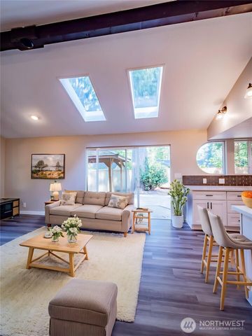 5102 DONNELLY Drive SE, Olympia, WA 98501