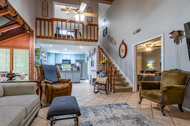 200 Fountain Lake W 125, Livingston, TX 77351
