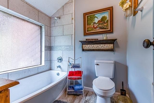 200 Fountain Lake W 125, Livingston, TX 77351